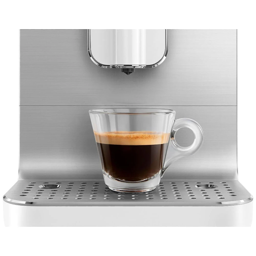 Cafeteira Expresso Automática Smeg NEW BCC11WHMUS, Branco Fosco, Moedor Ajustável, Design Retro