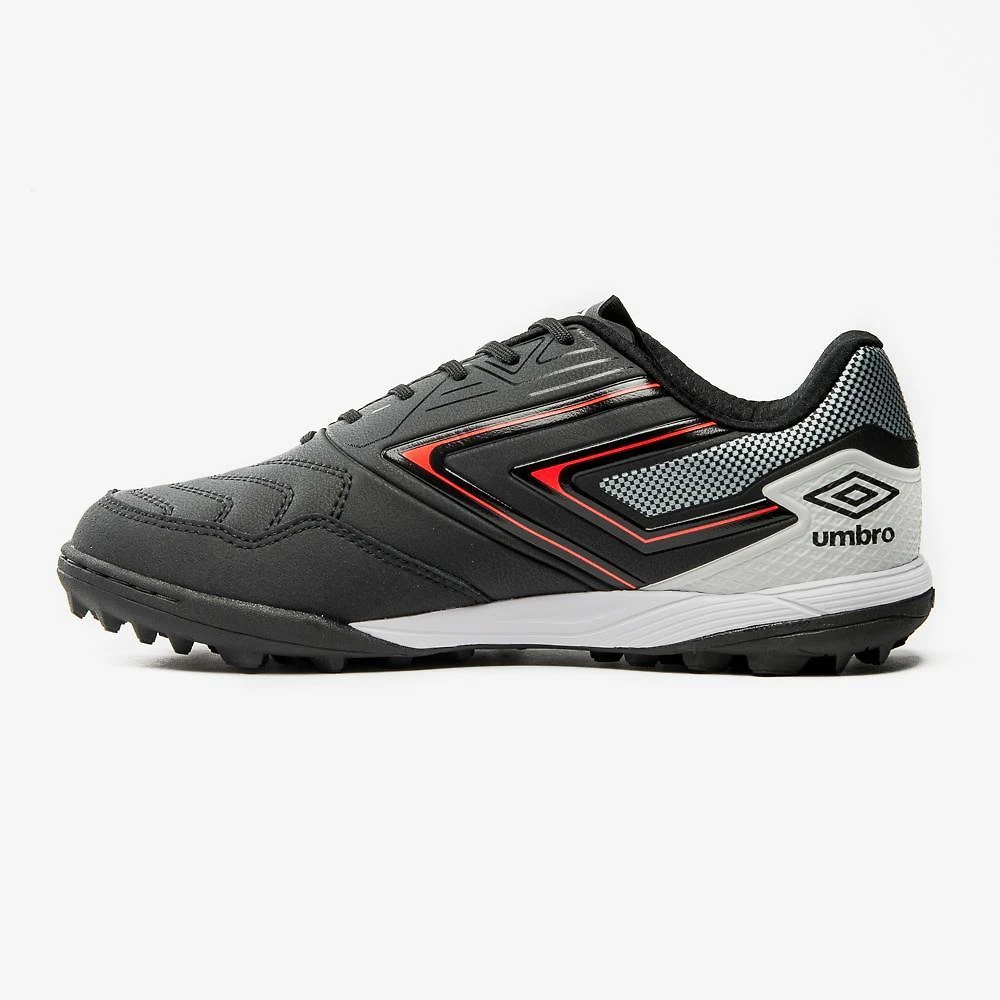 Chuteira society umbro pro 5 bump club