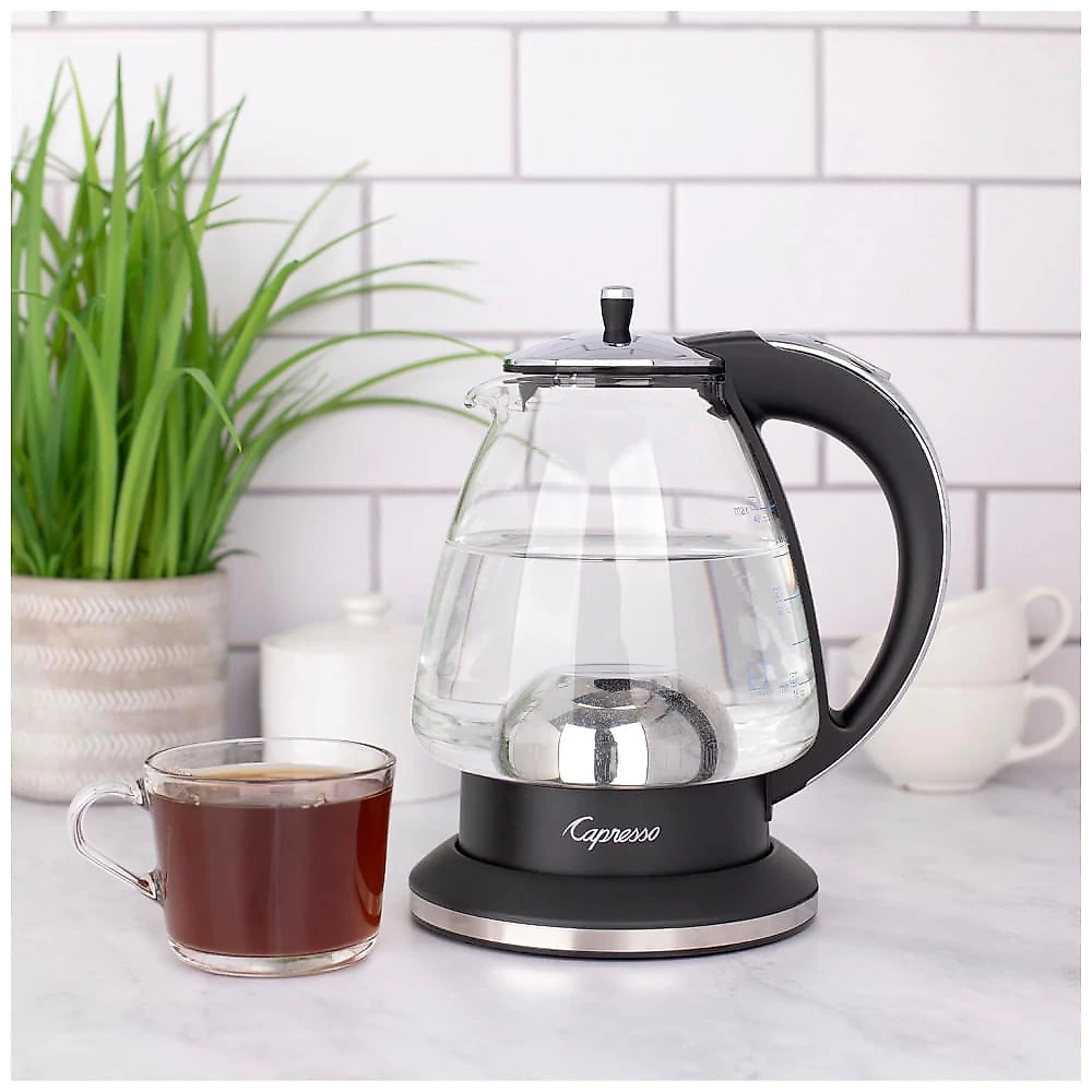 Chaleira elétrica Capresso H2O Glass 1,4L vidro e cromo com desligamento automático 110V
