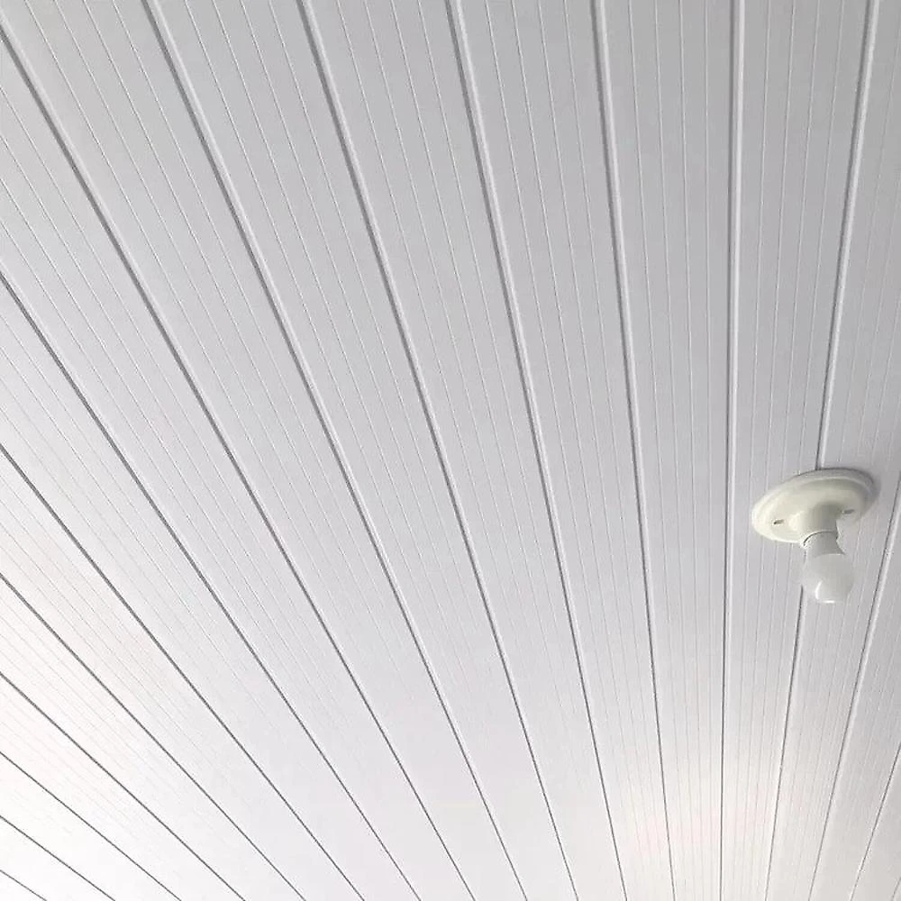 Kit 90m² Forro de PVC 8mmX20cmX3m Kit 15 Caixas com 90 M² Forro de Pvc 8mm X 20 Cm X 3,00m Bariri Branco Gelo