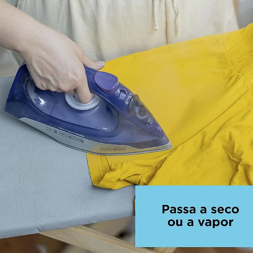 Ferro de Passar a Vapor Black+Decker FX2550 - 220 Volts