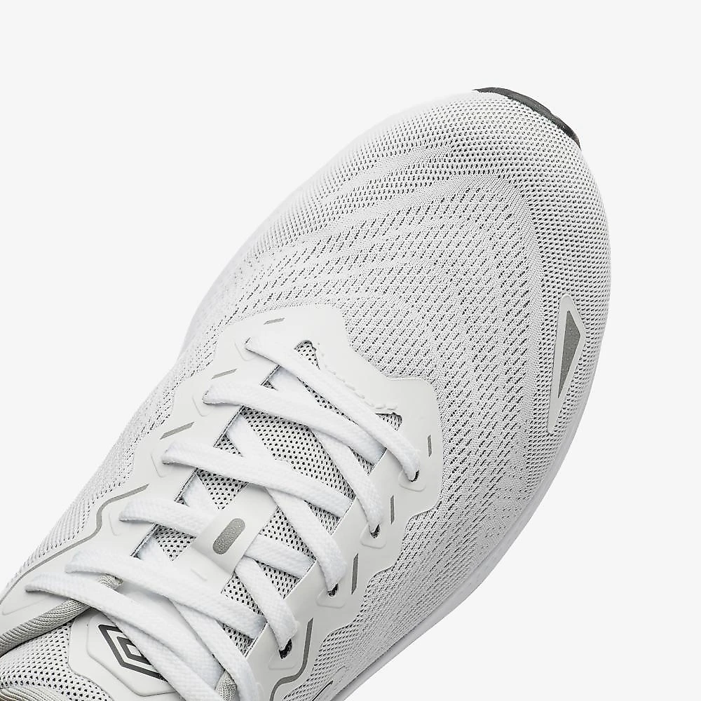 Tênis umbro pro 5 trainer 35