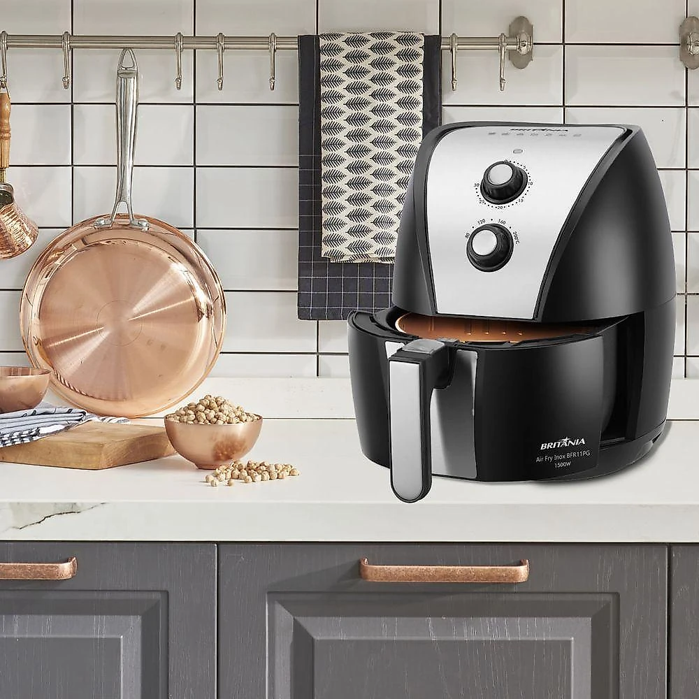 Air Fryer Britânia 4,4L Inox 1500W BFR11PG 220V