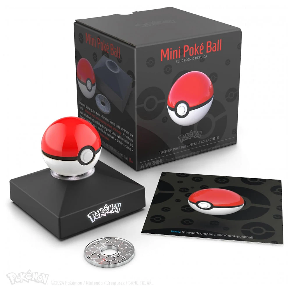 Mini Réplica Poké Ball Eletrônica Pokémon The Wand Company Vermelho, Branco e Preto em Metal com Iluminação LED e Base - Réplica Oficial e Detalhada