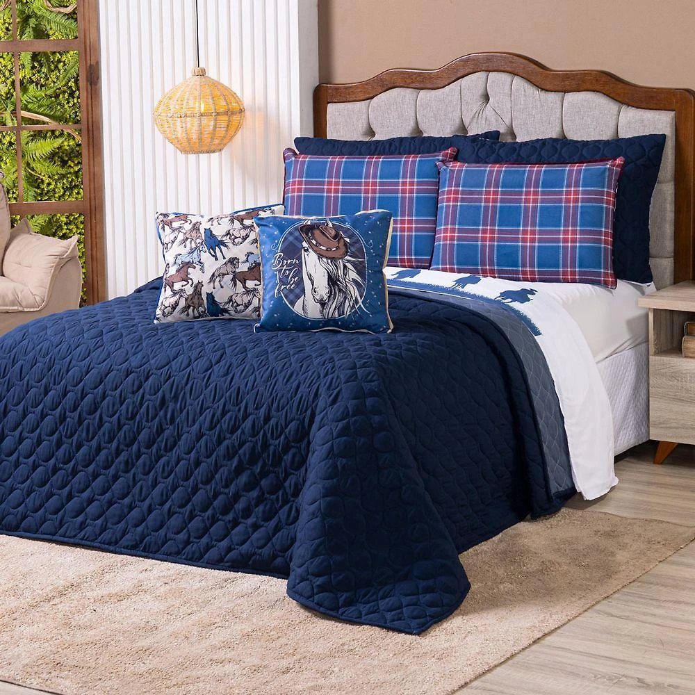 Kit Cobre Leito Colcha Solteiro Country Com Almofadas Estampadas 05 Peças - Dupla Face Percal 300 Fios Matelado Cor Azul
