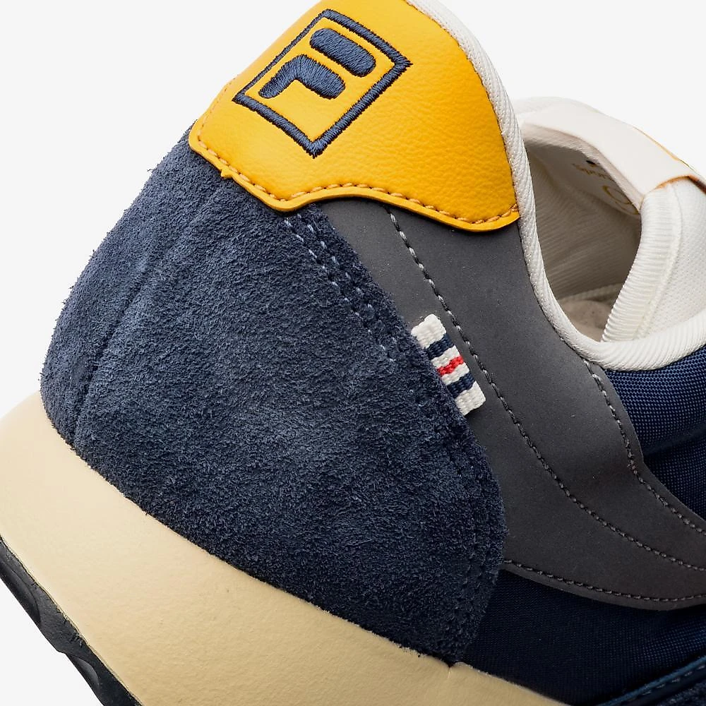 Tênis fila euro jogger vintage masculino 37