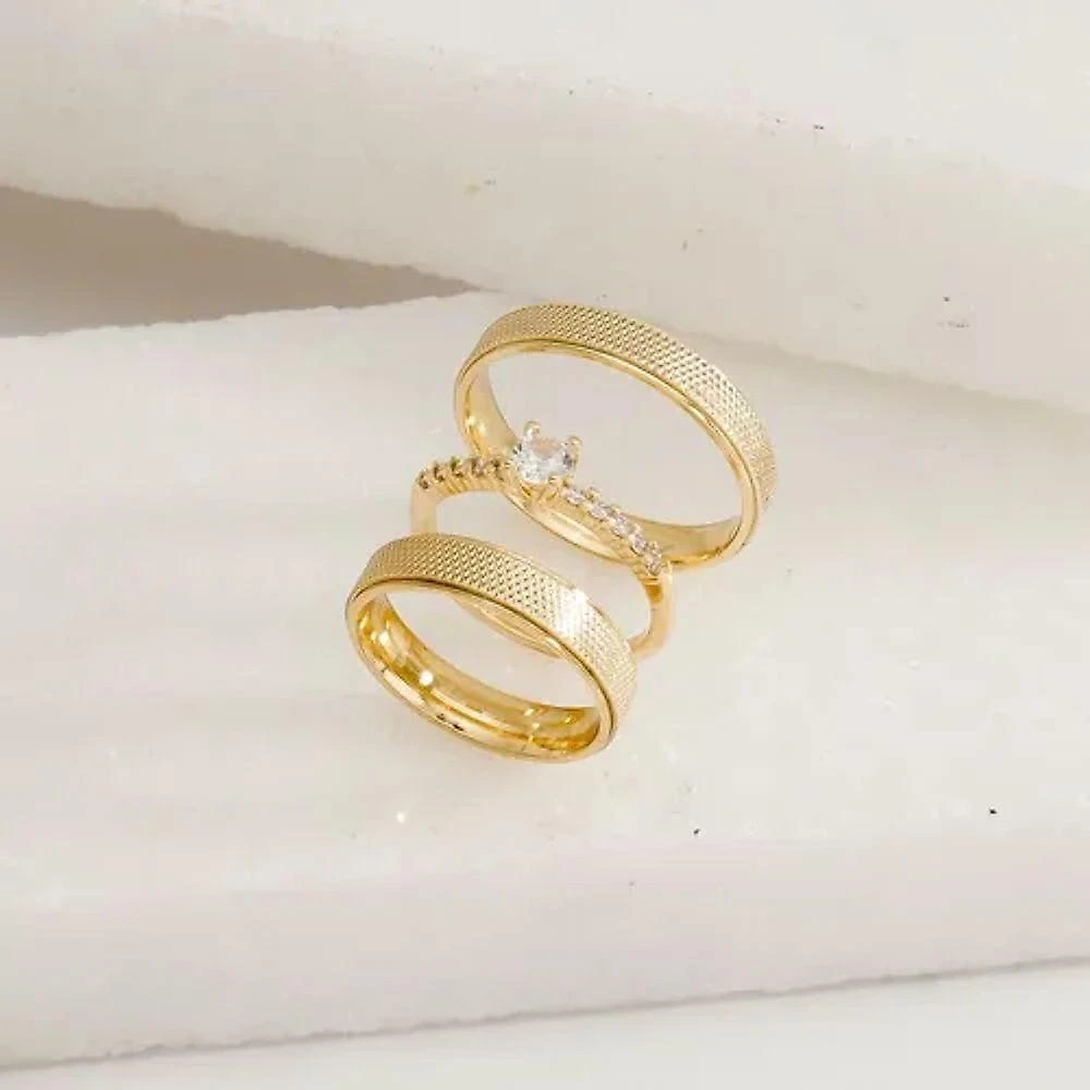 Par De Alianças 4mm Chanfrada E Recartilhada Banhada Ouro