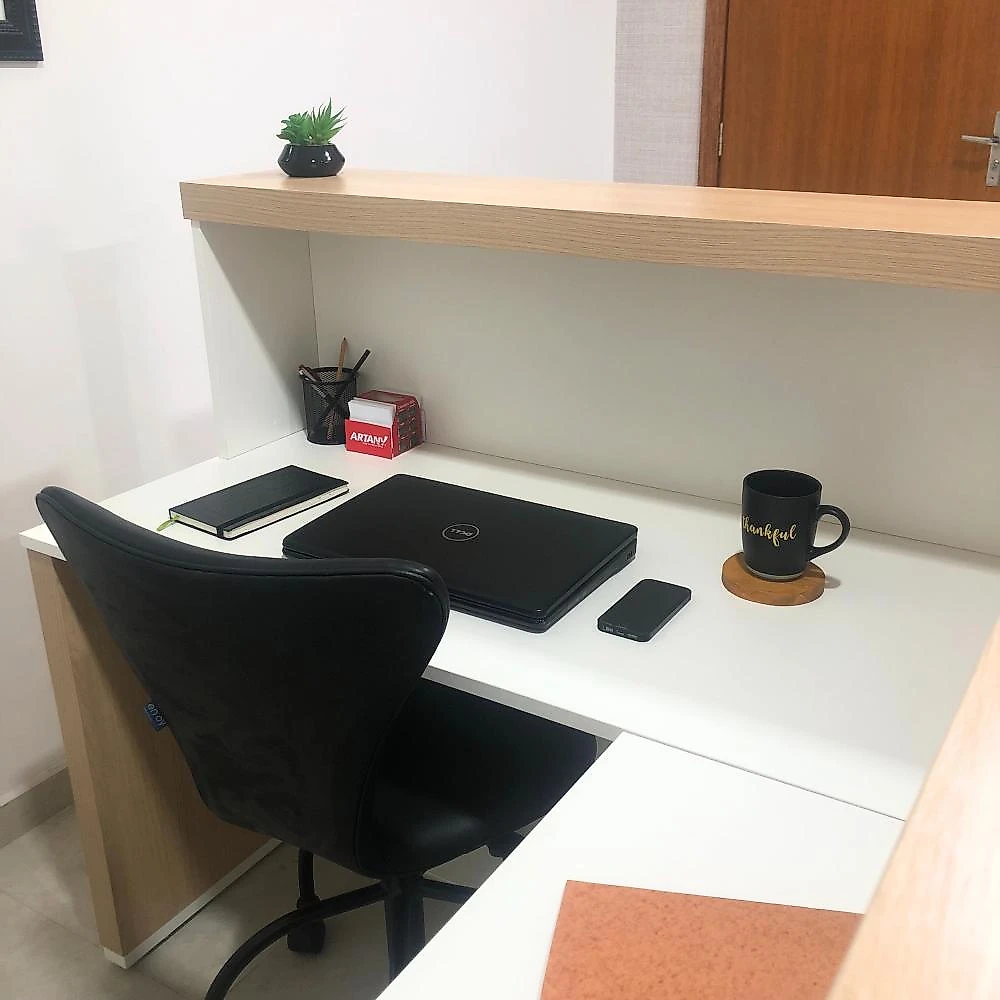 Balcão de Atendimento para Escritório/Recepção em L - Elegante e Funcional 147,7x147,7cm Balcão para Escritório Atendimento Recepção em L 147,7cm Executiva Artany Carvalho/Branco
