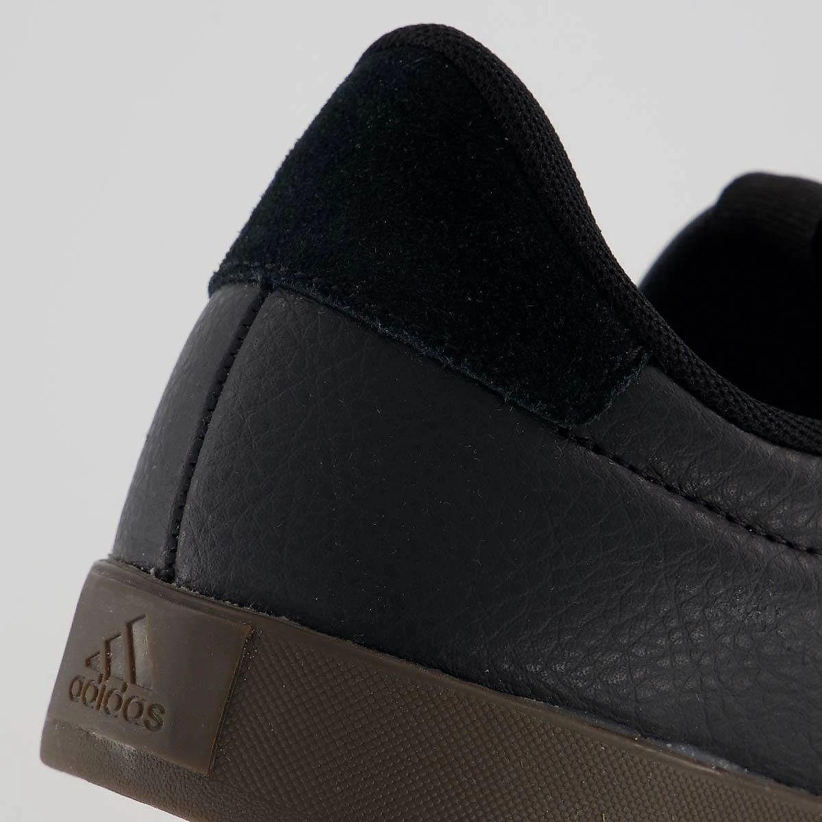 Tênis Adidas VL Court 3.0 Feminino Preto - 34