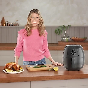 Fritadeira Elétrica Sem Óleo Air Fryer Electrolux Family Efficient EAF50 5L – Grafite + Cafeteira Elétrica Efficiente ECM10 15 Xícaras - Preta 110V