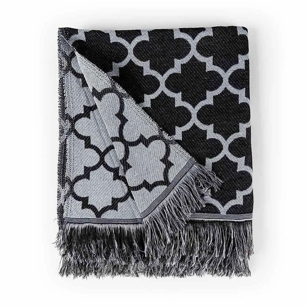 Manta Calama com Franjas para Sofá Cama Tecido Jacquard 80% Algodão Preto Clara Luz Decora