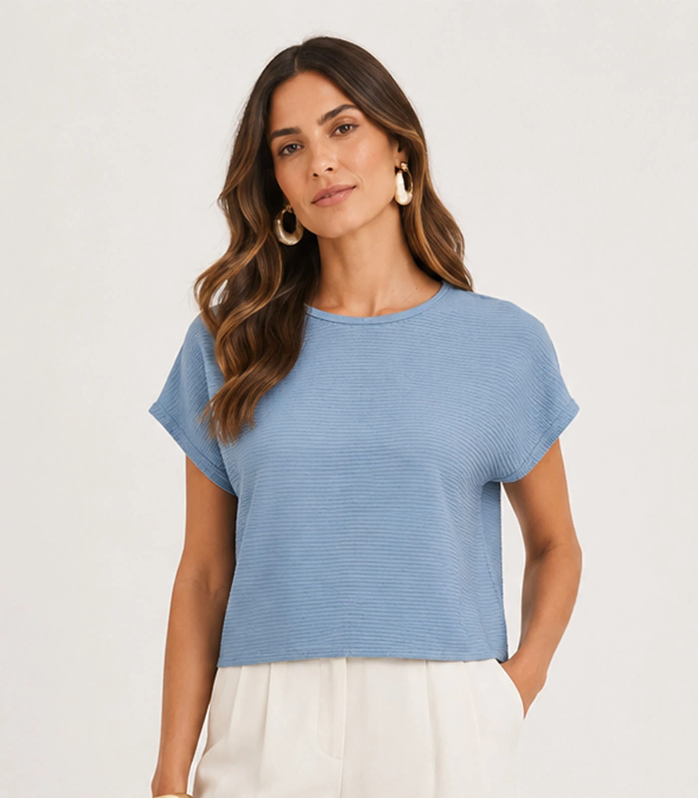 Blusa Feminina Com Tecido Texturizado Infinita Cor Azul