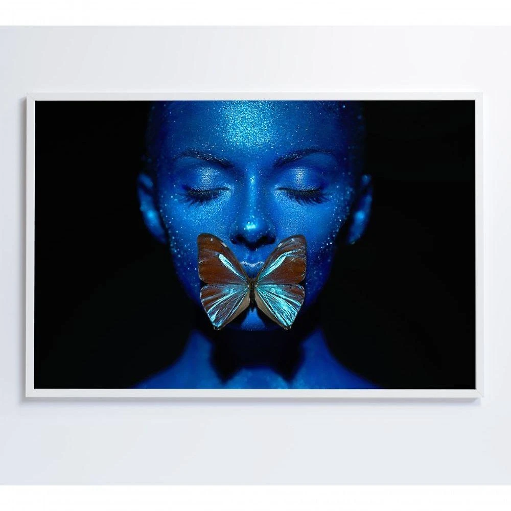 Quadro Mulher Com Borboleta 60x40 Cm Tecido Canvas