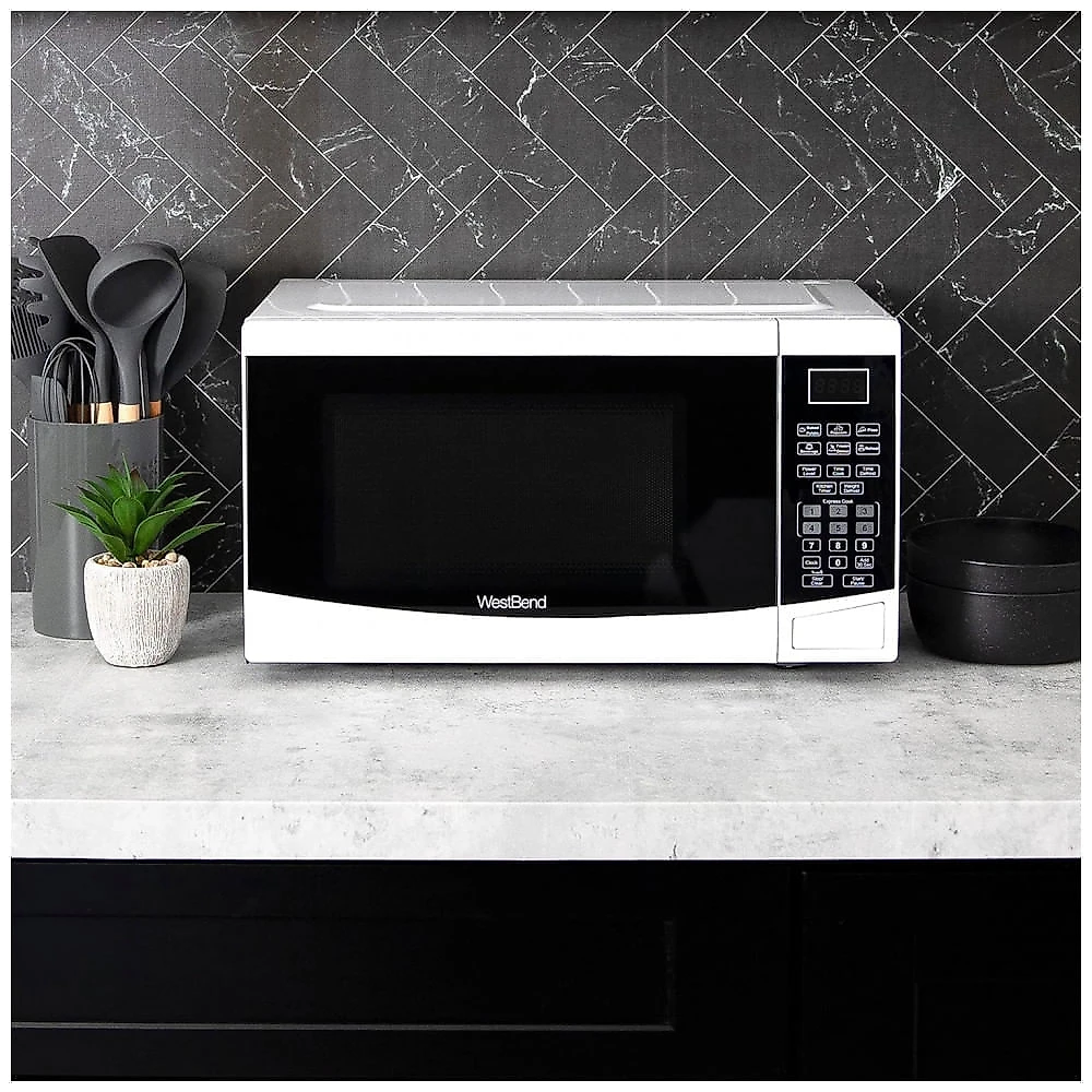 Micro Ondas de Bancada 25L com 6 Programas, 110V 900W, West Bend WBMW92W, Branco
