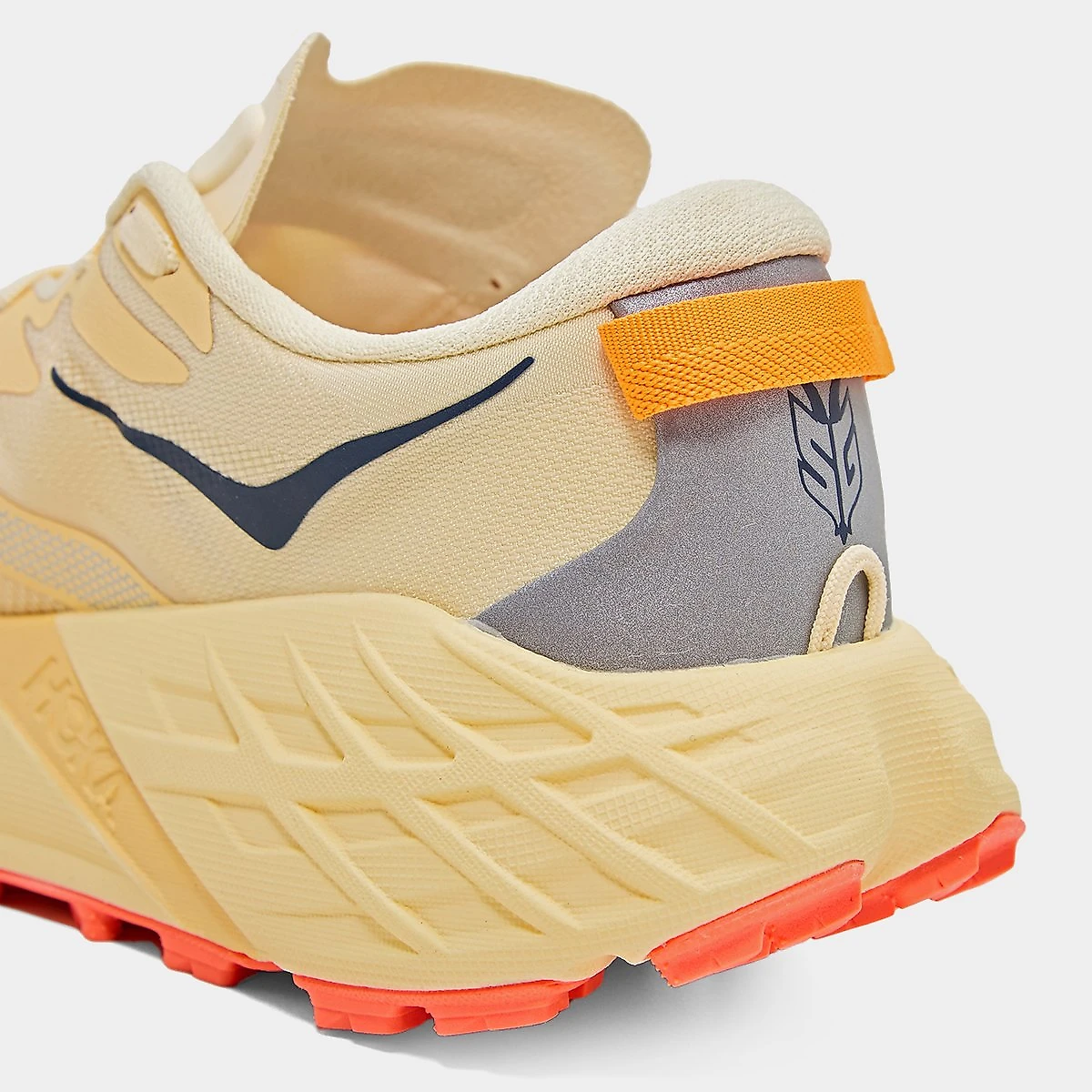 Tênis Hoka Speedgoat 7 Feminino Amarelo - 36