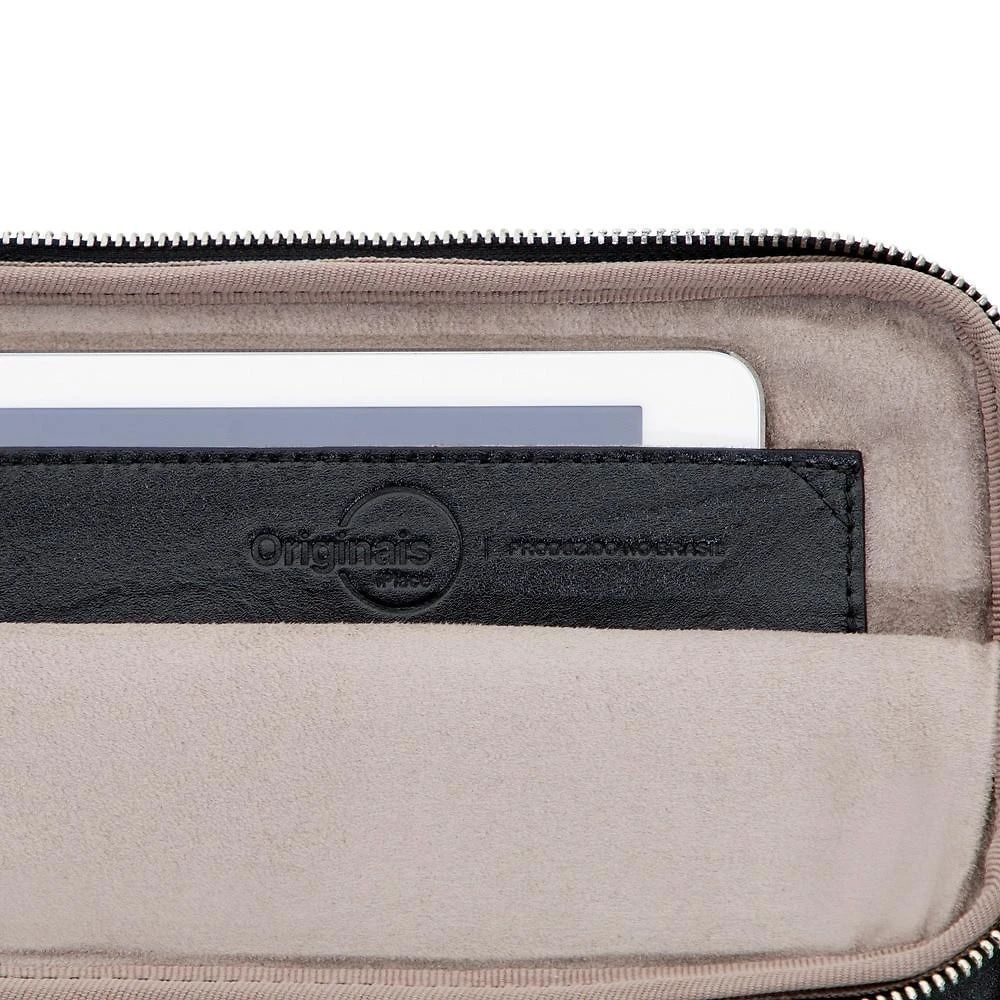 Miniatura Capa Sleeve Macbook 16" iPlace, Pampas, Couro Preto