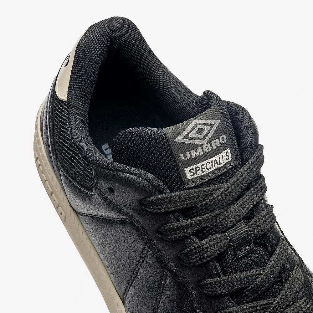 Tênis umbro speciali s 34