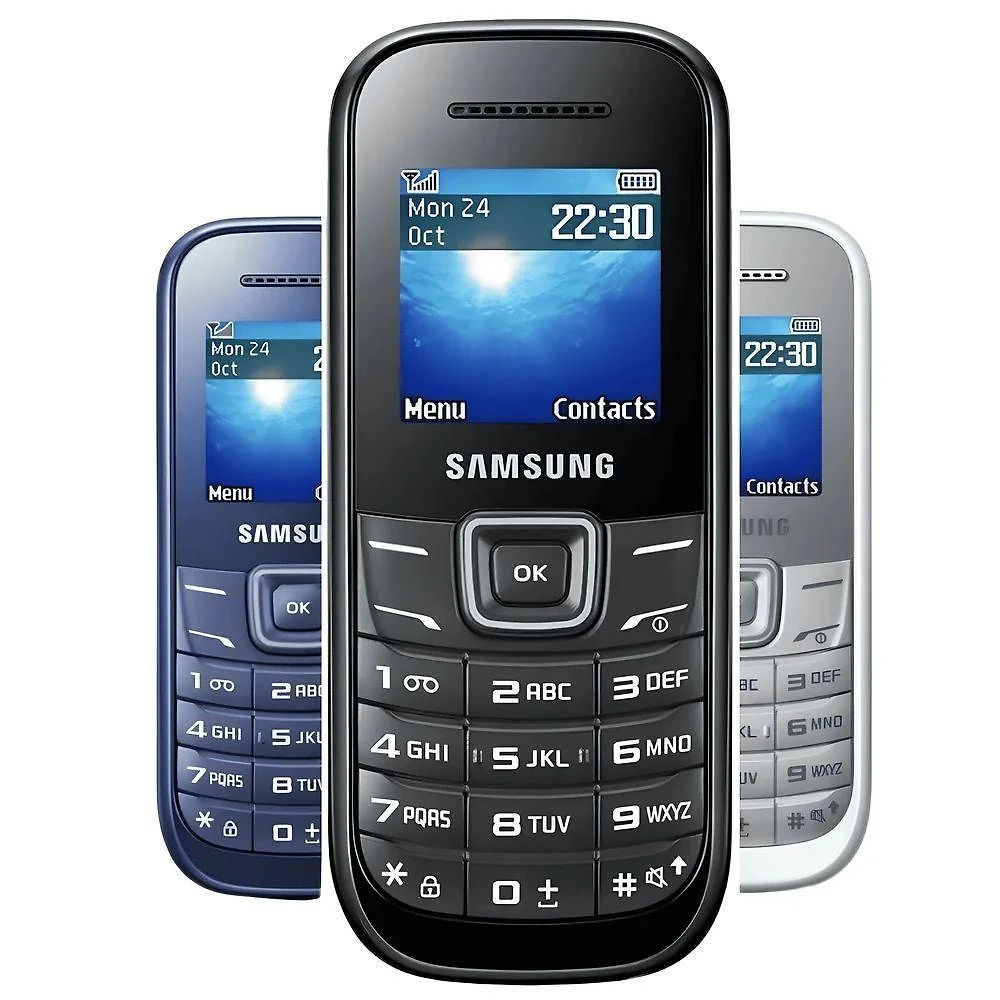 Celular Básico Samsung Keystone 3 SM-B110E 4MB Tela 1.52 Radio FM Preto
