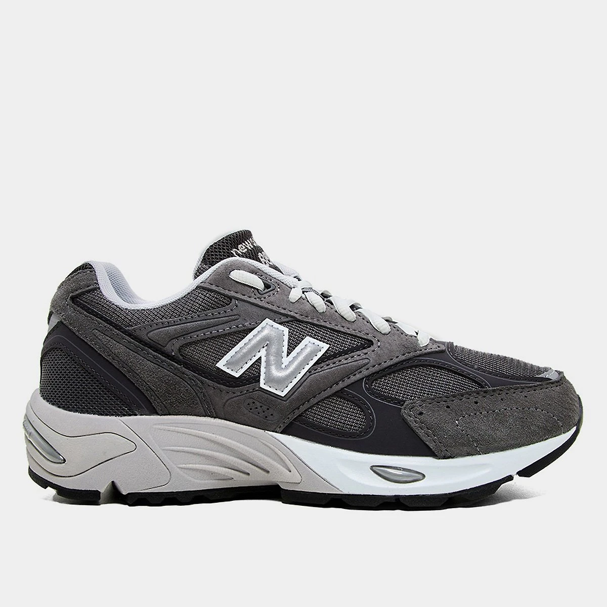 Tênis New Balance 880R