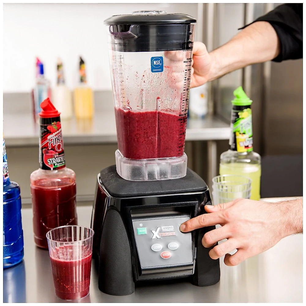 Miniatura Liquidificador Industrial Waring MX1050XTX Xtreme 3 com 3,5 hp e Teclado Eletrônico - Recipiente de 1,89 Litros em Copoliéster 110V