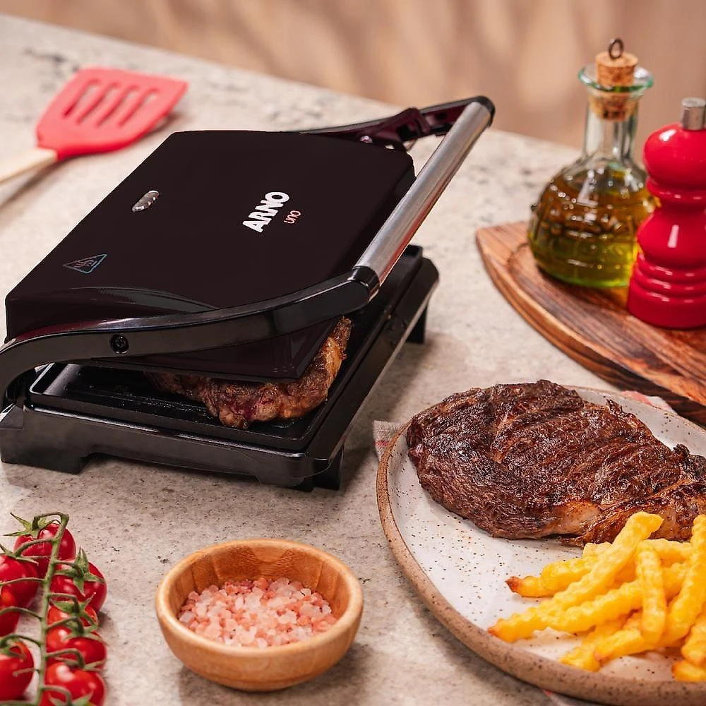 Grill Arno Compact Gpto com Placa Antiaderente Ajustavel Alca Fria Preto