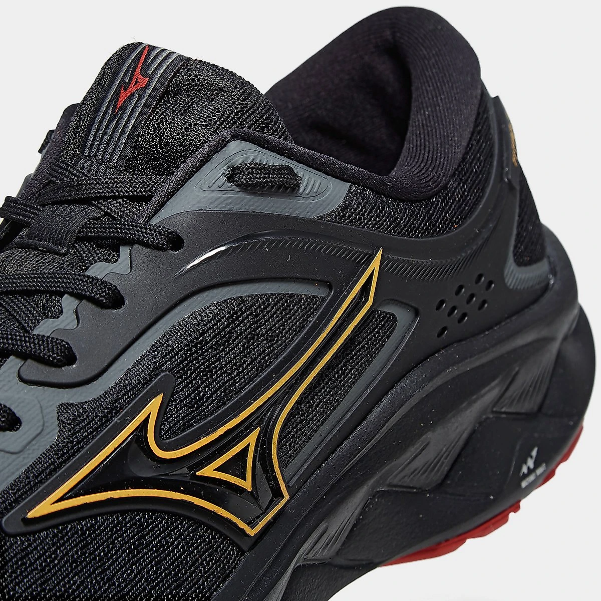 Tênis Mizuno Wave Titan 3 Masculino Preto+Vermelho - 39 | Shopping