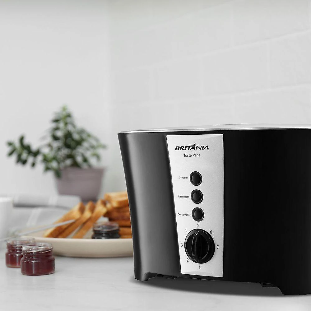 Torradeira Britânia Tosta Pane 3 em 1 Inox 7 Níveis 850W 220V