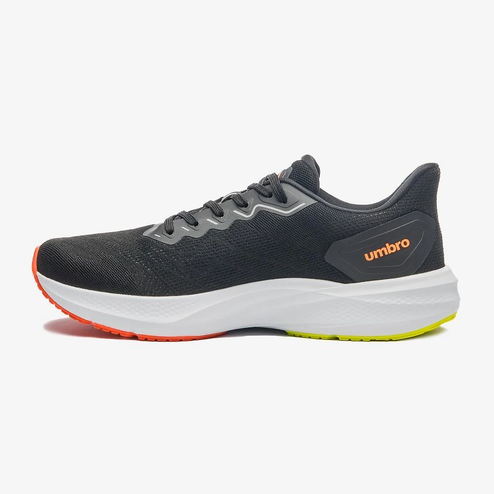 Tênis umbro pro 5 trainer