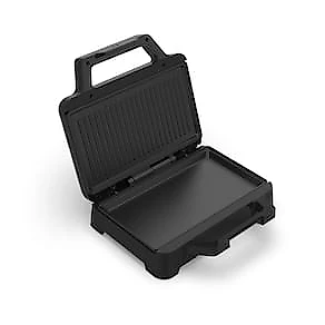 Sanduicheira Oster OSAN500 1000W Chapas Antiaderentes Alça Isotérmica Porta-fio Inox 110V