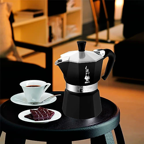 Cafeteira Moka Espresso 6 Xícaras 270ml Bialetti Preta