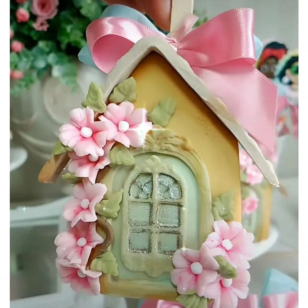 Cortador Casa Casinha Pão de Mel BWB 9918 Plástico PLA 9,5CM Transparente HB Formas e Cortadores