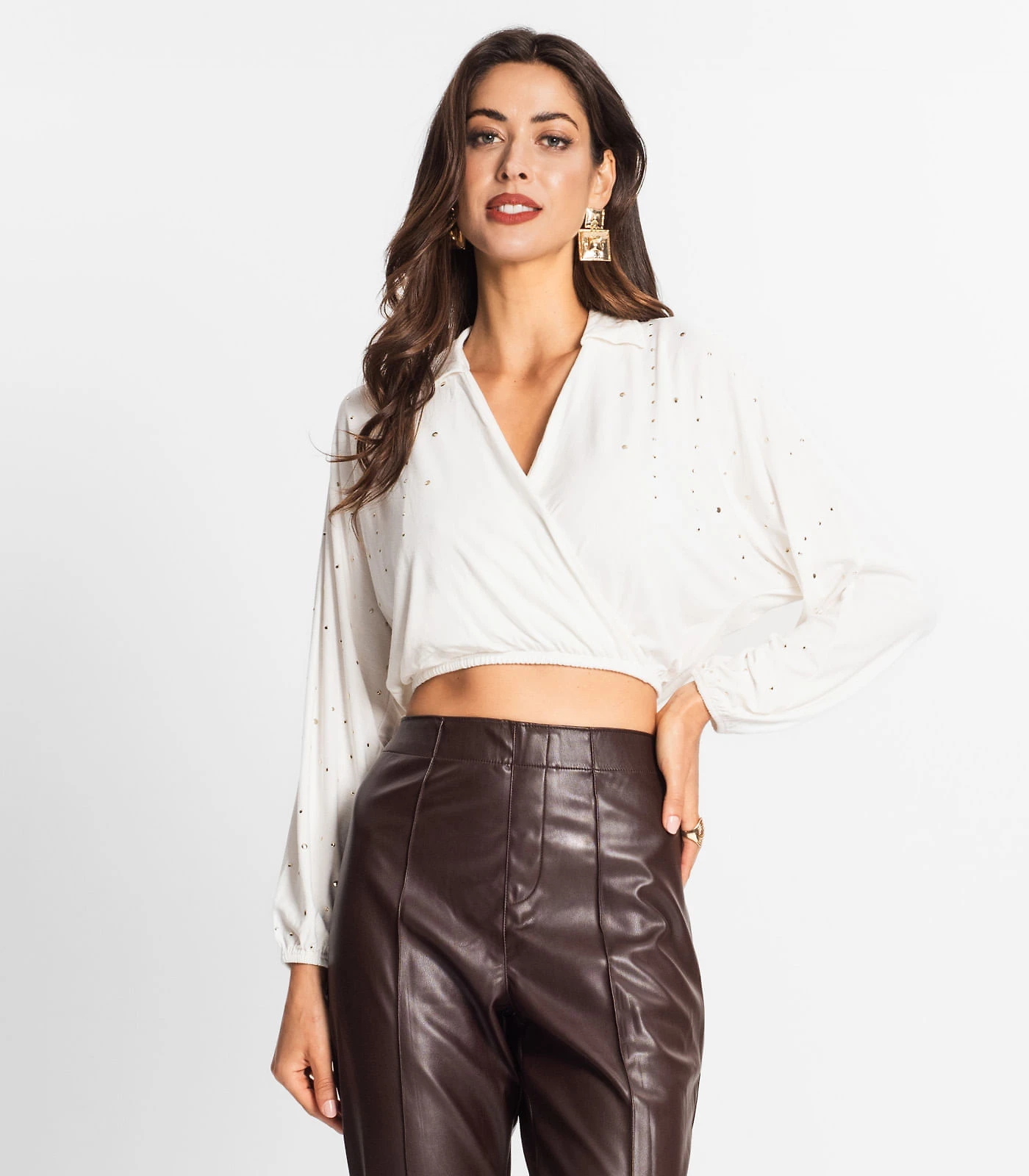 Camisa Feminina Manga Longa Com Strass Endless Bege