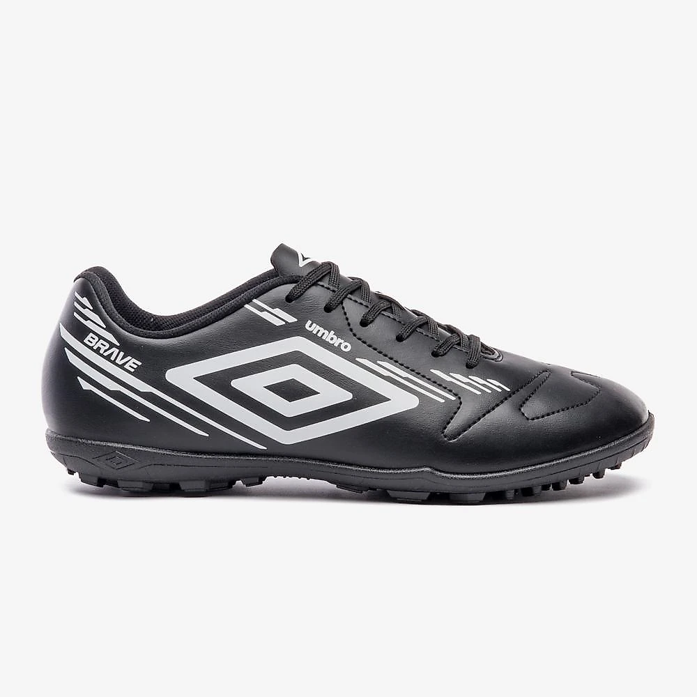 Chuteira society umbro brave 39