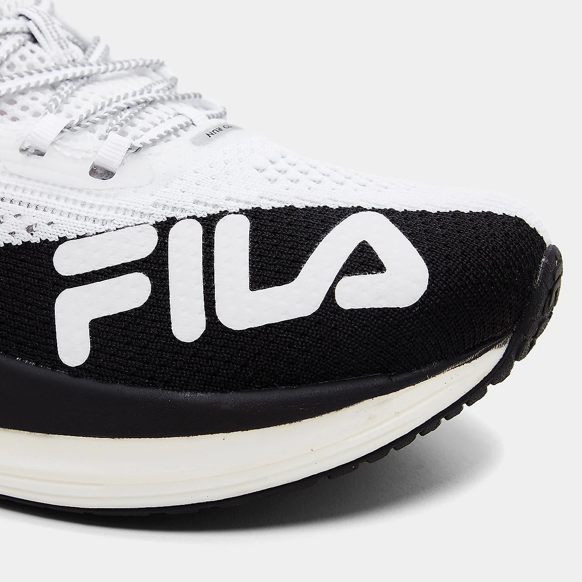 Tênis Fila Racer Speedzone Feminino Branco+Preto - 33