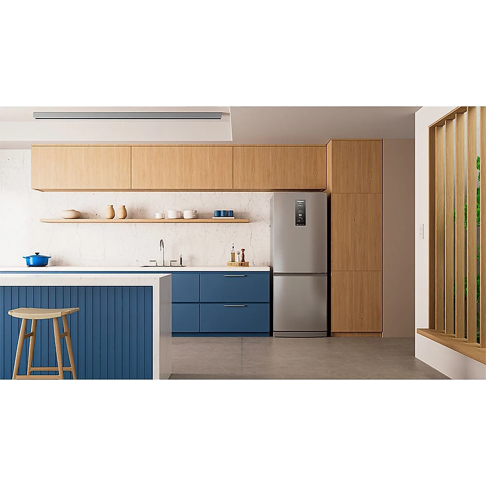 Refrigerador Bottom Freezer Panasonic de 02 Portas Frost Free com 475 Litros Aço Escovado - NR-BB64PV2X Bivolt