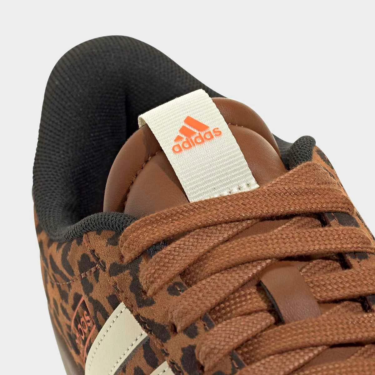 Tênis Adidas Vl Court 3.0 Feminino Marrom - 34