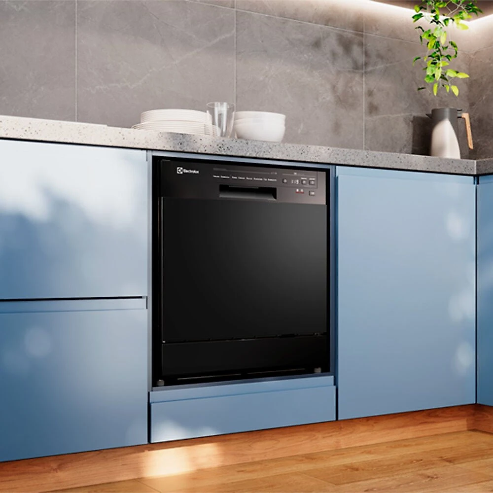 Lava Louça LP08E 8 Serviços com Programa Lava e Seca 50 min Electrolux Preto - 110V