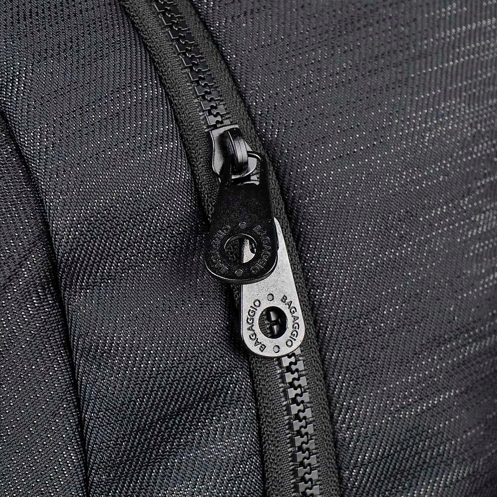 Mochila Escolar Feminina BG Charms Preta Preto