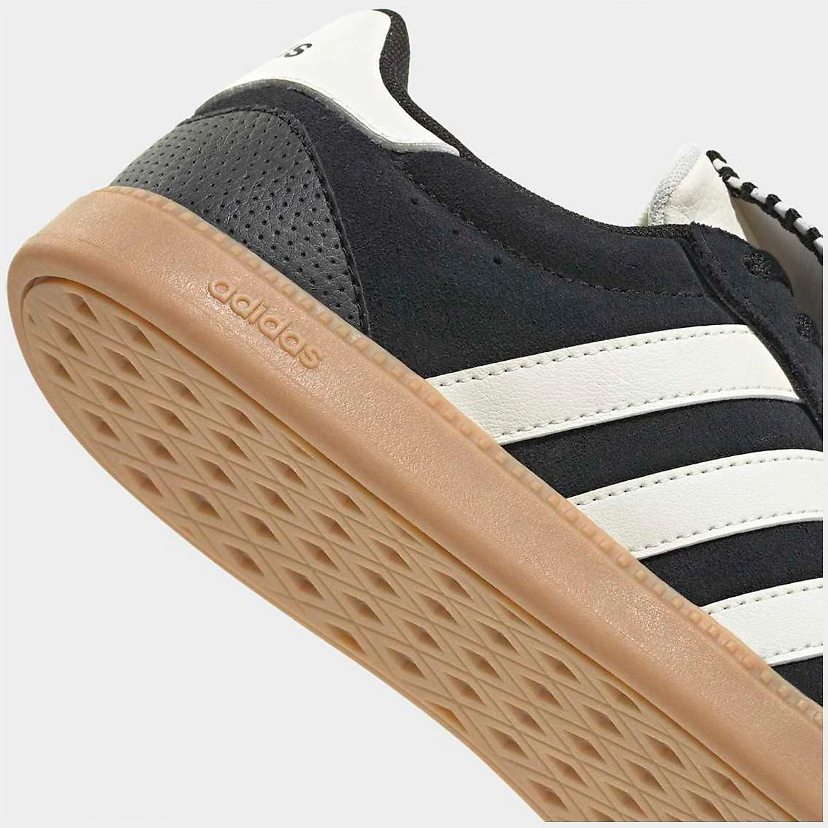 Tênis Adidas Breaknet Sleek FC Feminino Preto+Branco - 34