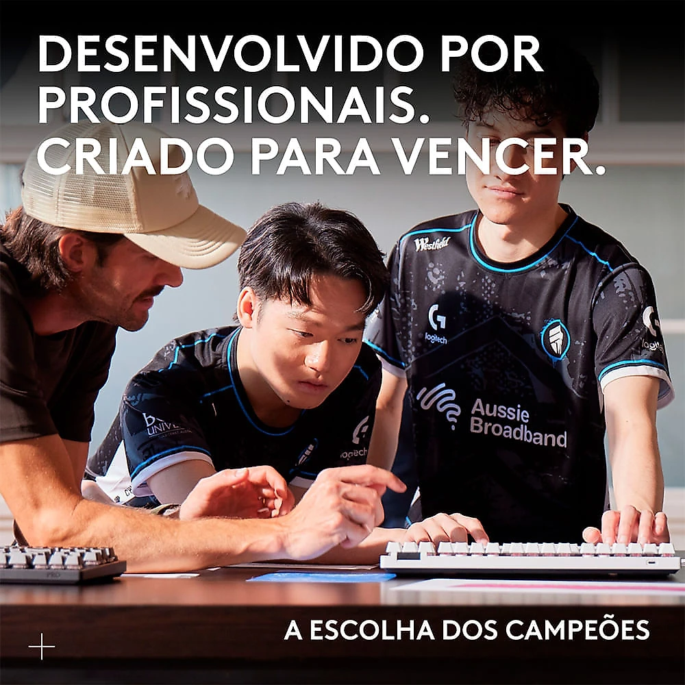 Mouse Gamer Sem Fio Logitech G Pro X Superlight 2c com 5 botões, Sensor 44K DPI, Atualização de até 8 kHz, Preto