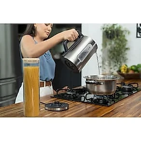 Chaleira Elétrica Black+Decker KEPG Gourmand Gris 1,7L Seletor de Temperatura LED Azul Inox 110V