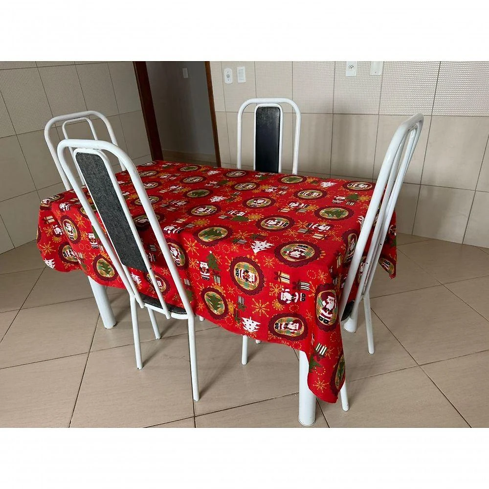 Toalha de Mesa Papai Noel Pequeno Oxford 1,50x2,00 para 6 Lugares Estampa Natalina Panos do Lar