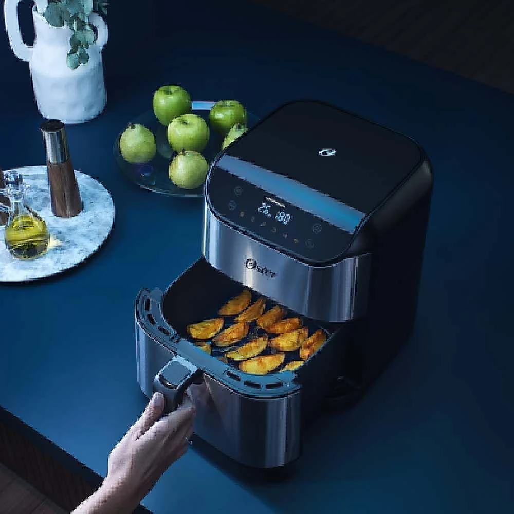 Fritadeira digital oster inox 5l com painel touch ofrt930 220v