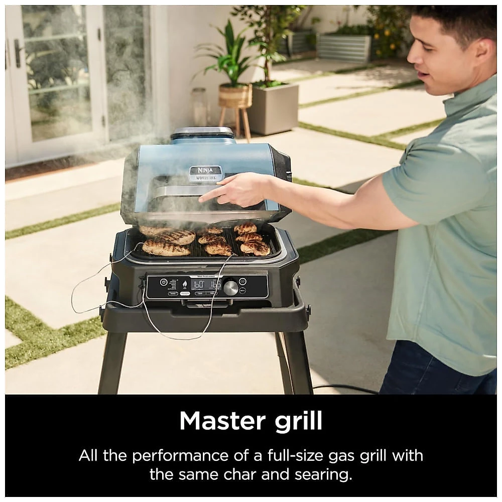 Ninja Woodfire Pro Connect Premium XL - Chapa de Cerâmica + Capa Resistente + Churrasqueira 7 em 1 Bluetooth