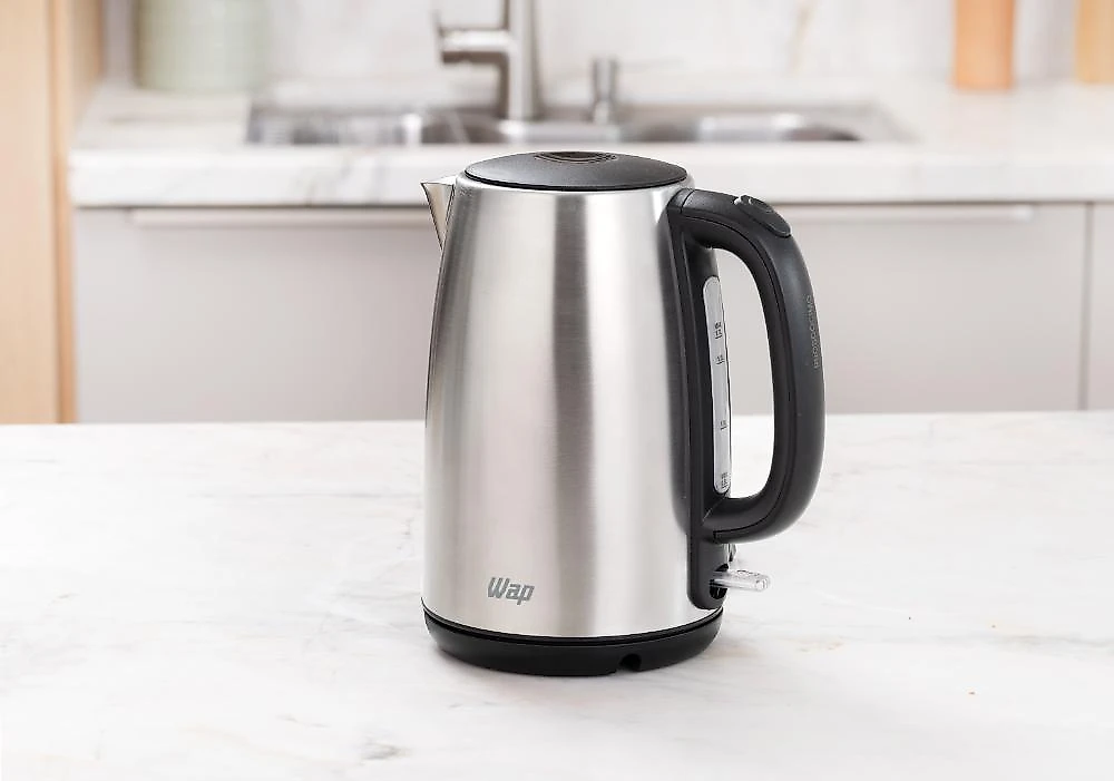 Chaleira elétrica wap wce1 aço inox 1.7l indicador luminoso e desligamento automático 220v