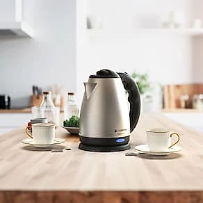 Chaleira Elétrica Cadence Super CEL821 1,8L - Inox 110V
