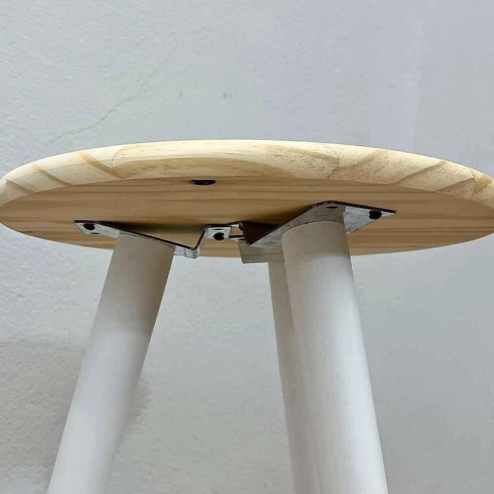 Mesa Lateral Trio de Mesas Redondas com Pé Palito MDF Madeira 30CM Natural e Branco Artfactory