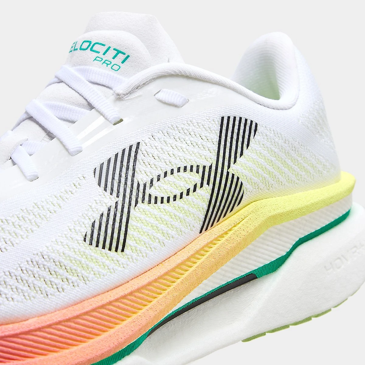 Tênis Under Armour U Velociti Pro 2 Masculino Branco+Preto - 38
