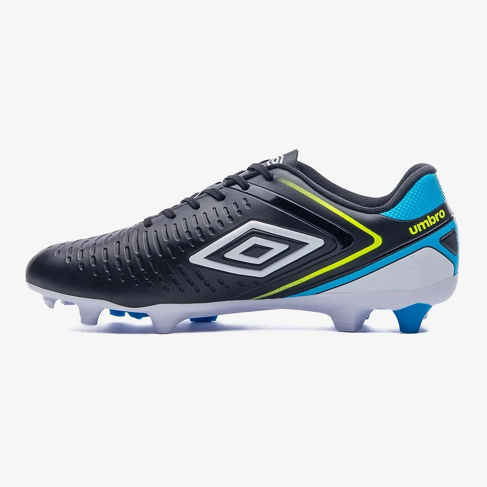 Chuteira campo umbro score