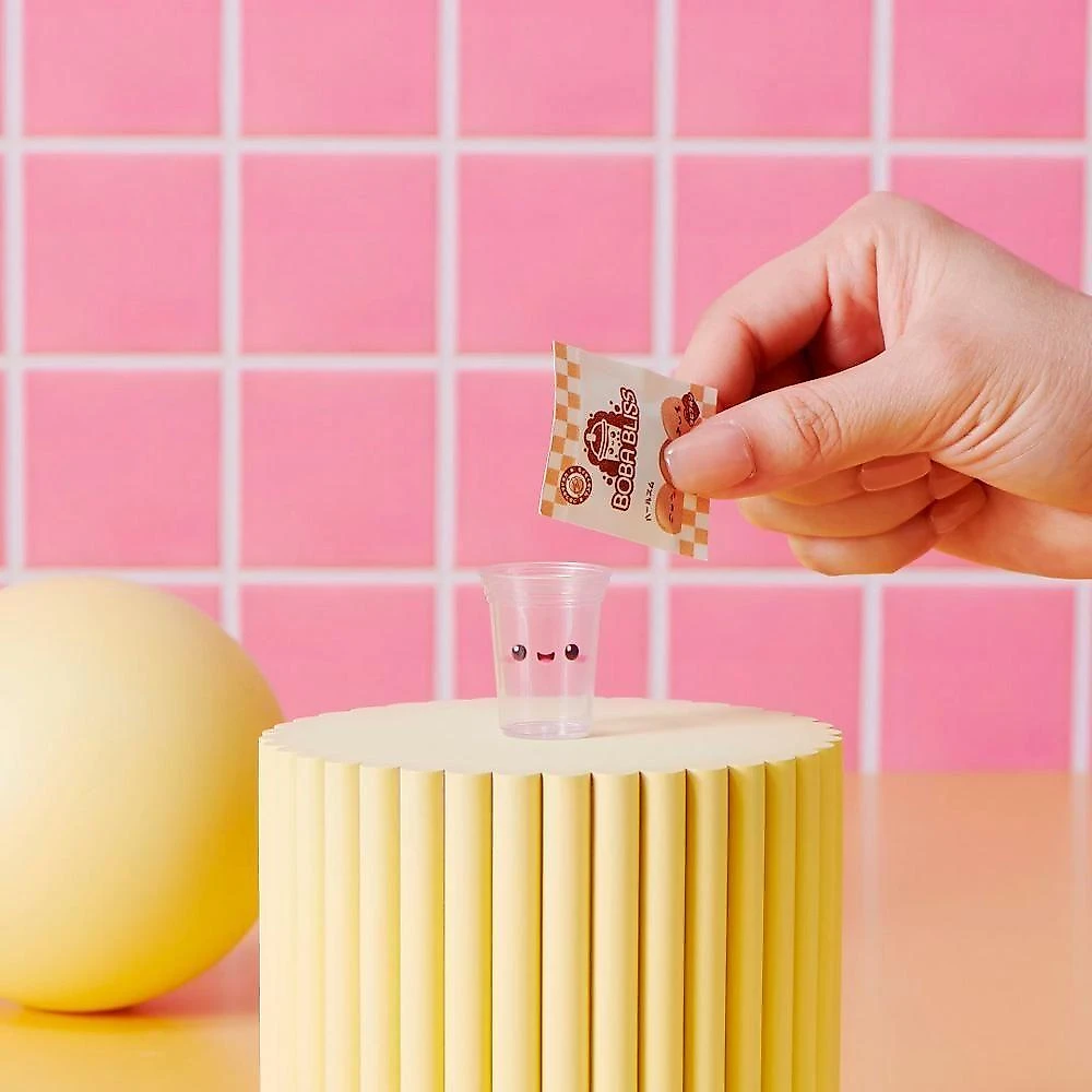 Miniatura Colecionável Mini Brands Kawaii Kitchen com Sons e Luzes Candide